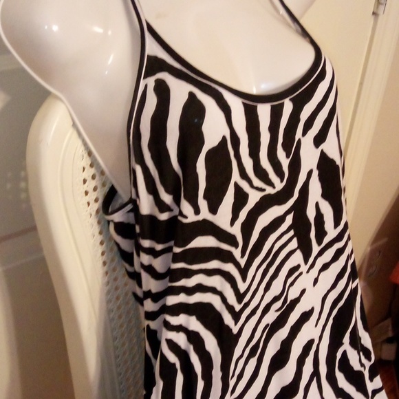 Zebra Design Tank Top-Dress - Picture 6 of 12